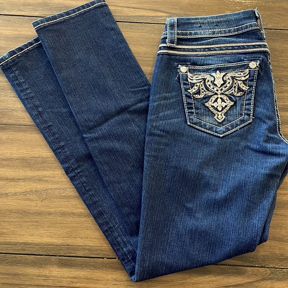 Women’s Miss Me Skinny Jeans. Size 25. Like new condition.